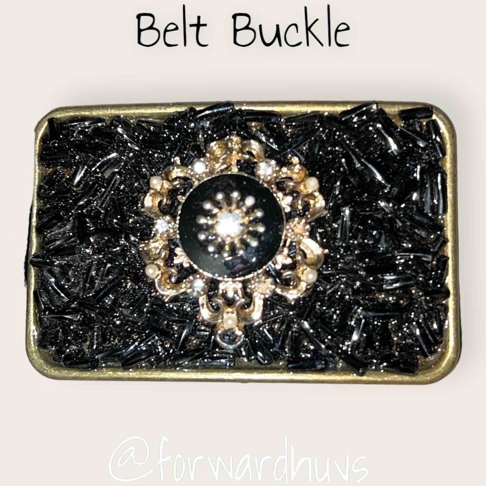 Large Belt Buckle NWT - Ladies - FUN